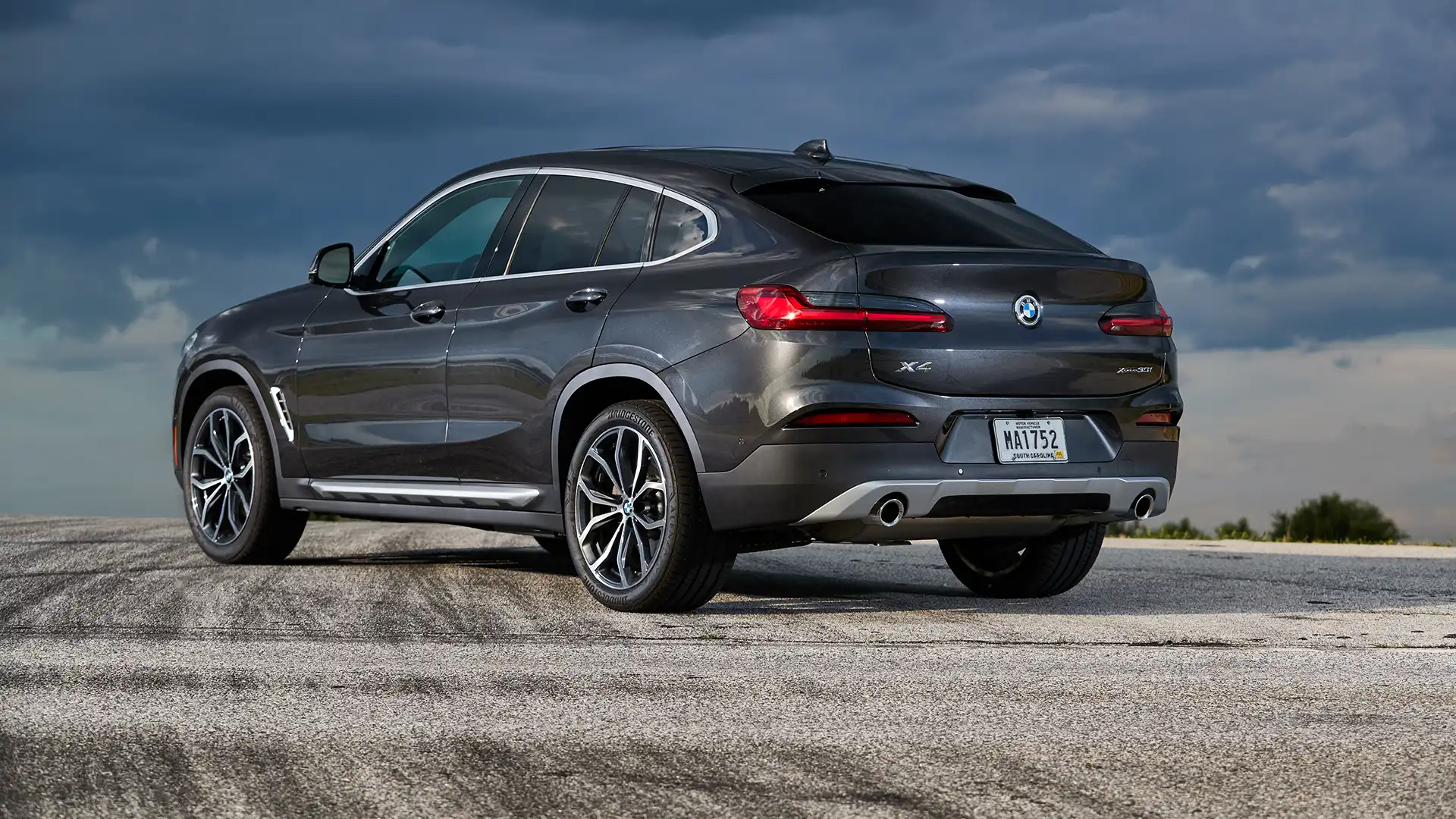x4.7