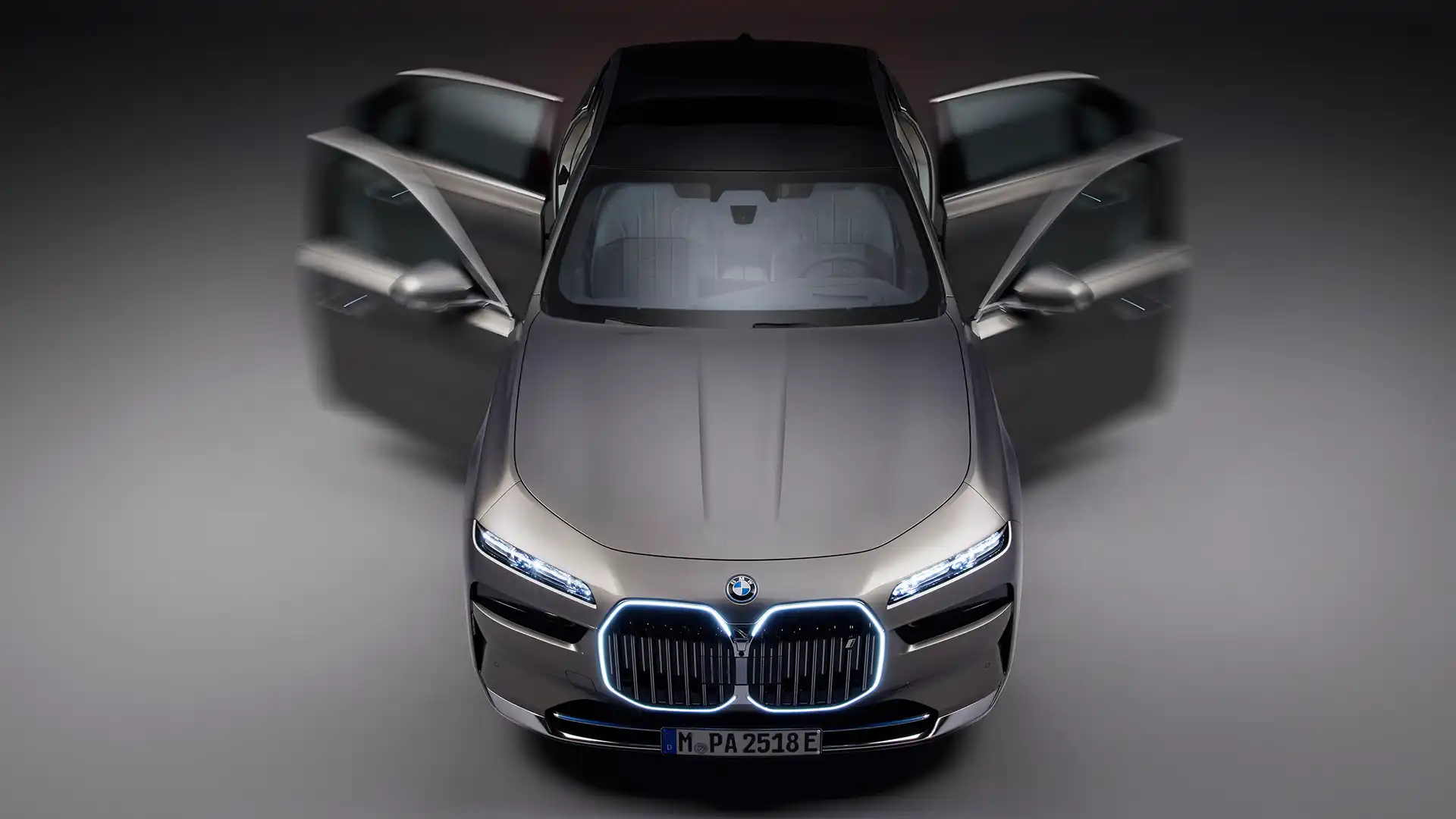 735i.28